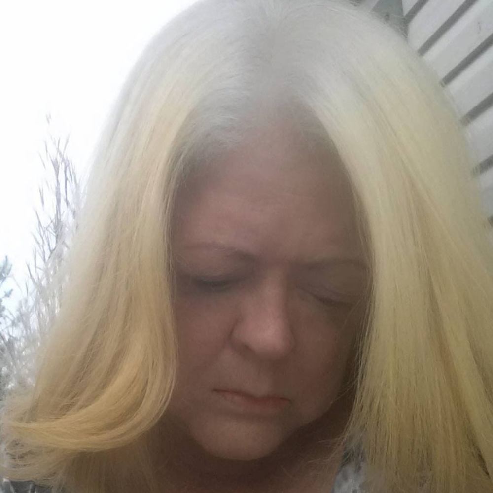 Meet your Posher, Debbie rhonda